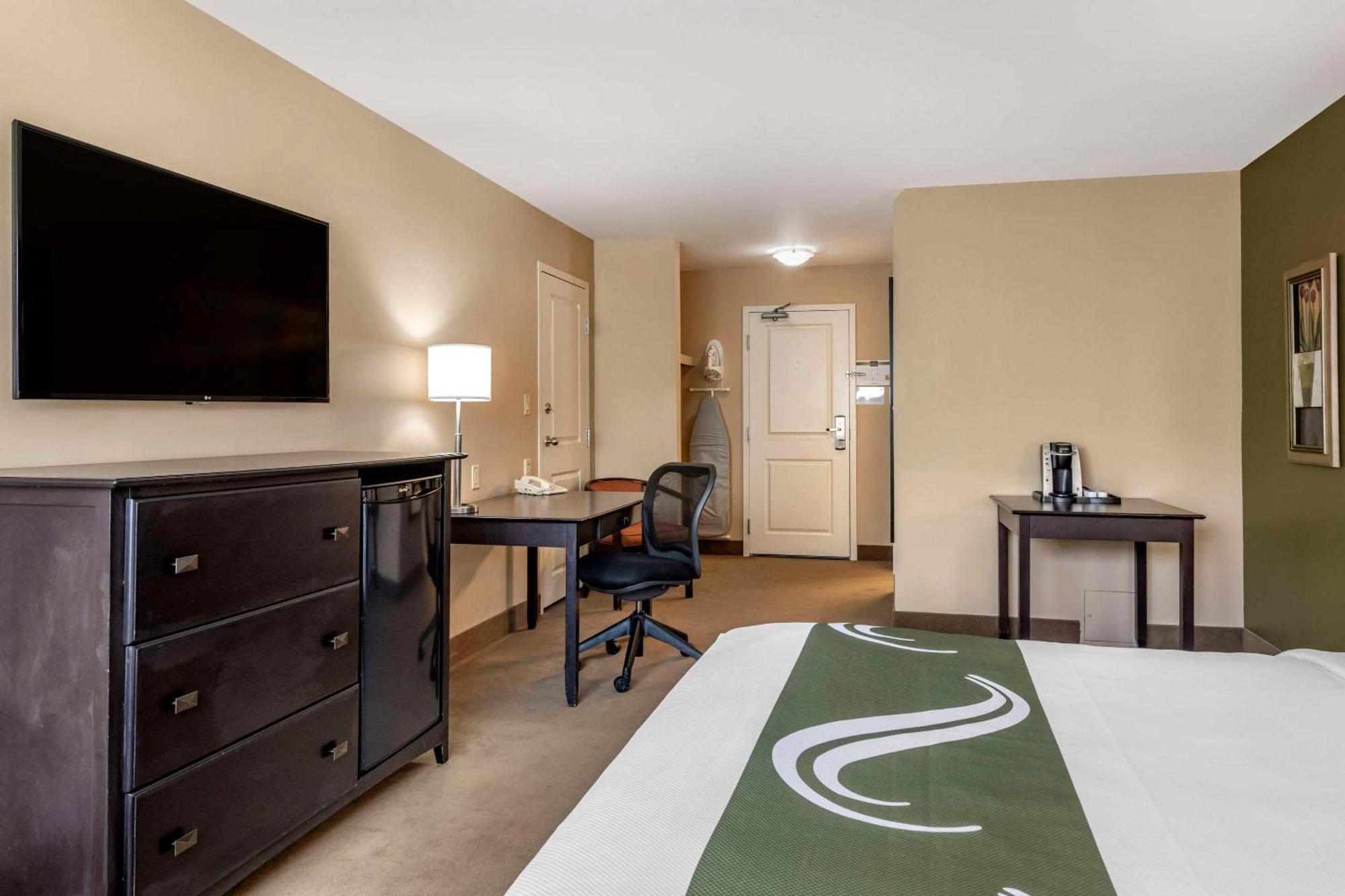 Quality Inn & Suites Quispamsis Rothesay Exterior foto